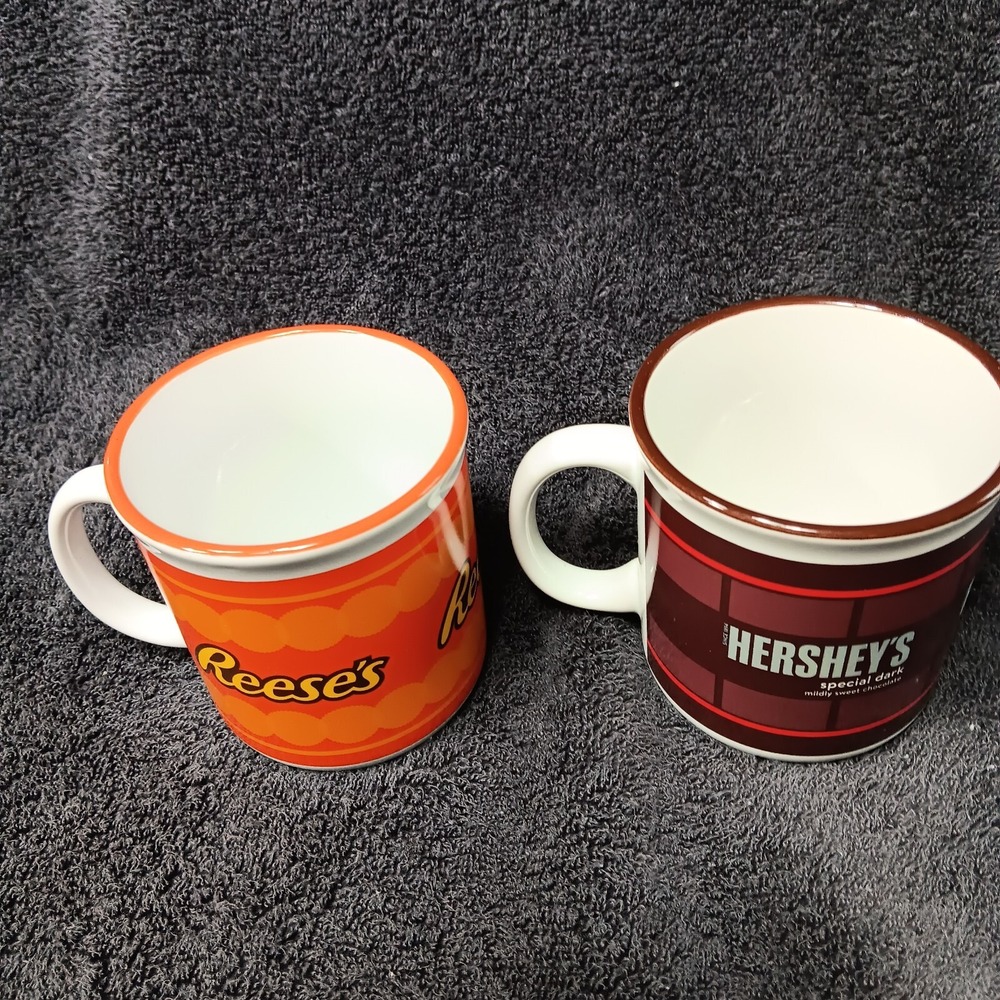 Lot 2 Coffee/Hot CHocolate Mugs Reese's Hershey's Special Dark collectable NB #8 - Picture 4 of 5
